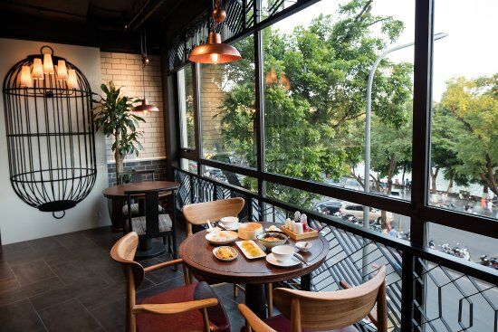 Fu Rong Hua Cantonese Restaurant